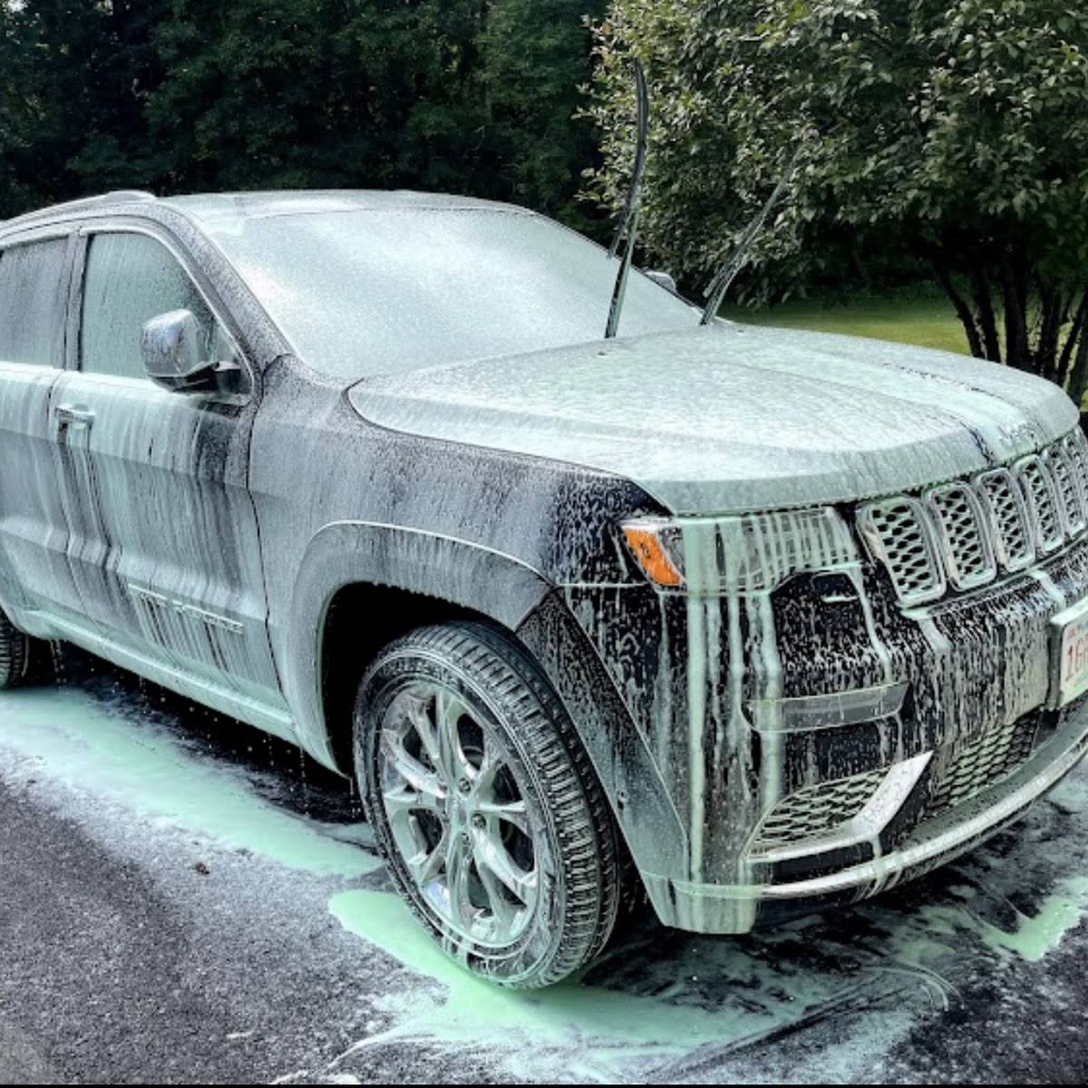 Foam wash exterior detail